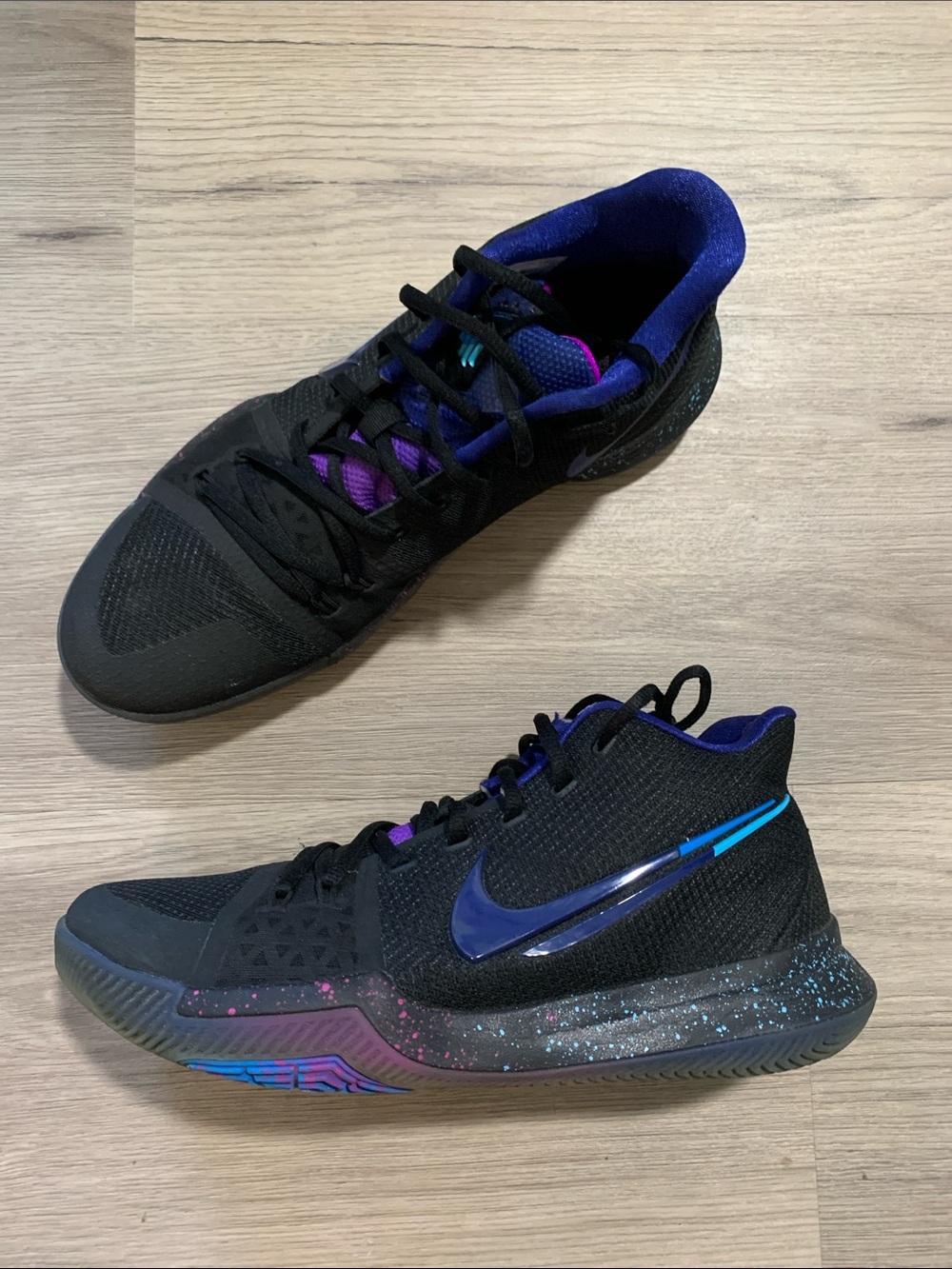 Nike Kyrie 3 flip the switch basketball shoes size 11